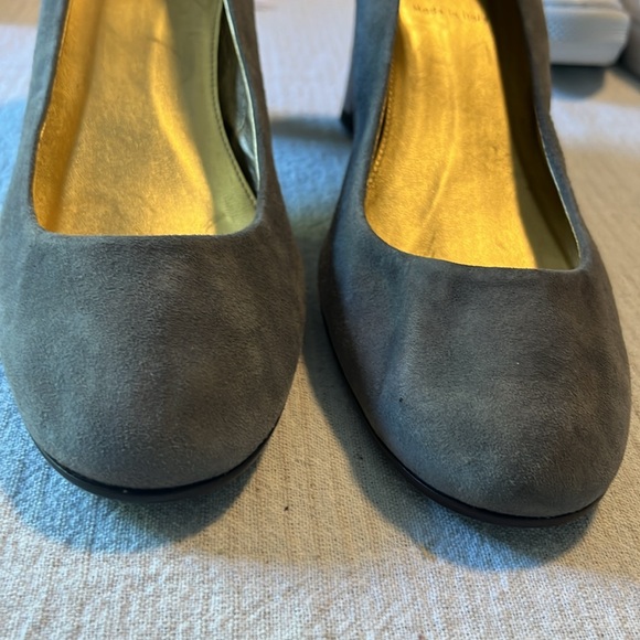 JCrew pump- Made in Italy - Picture 4 of 12